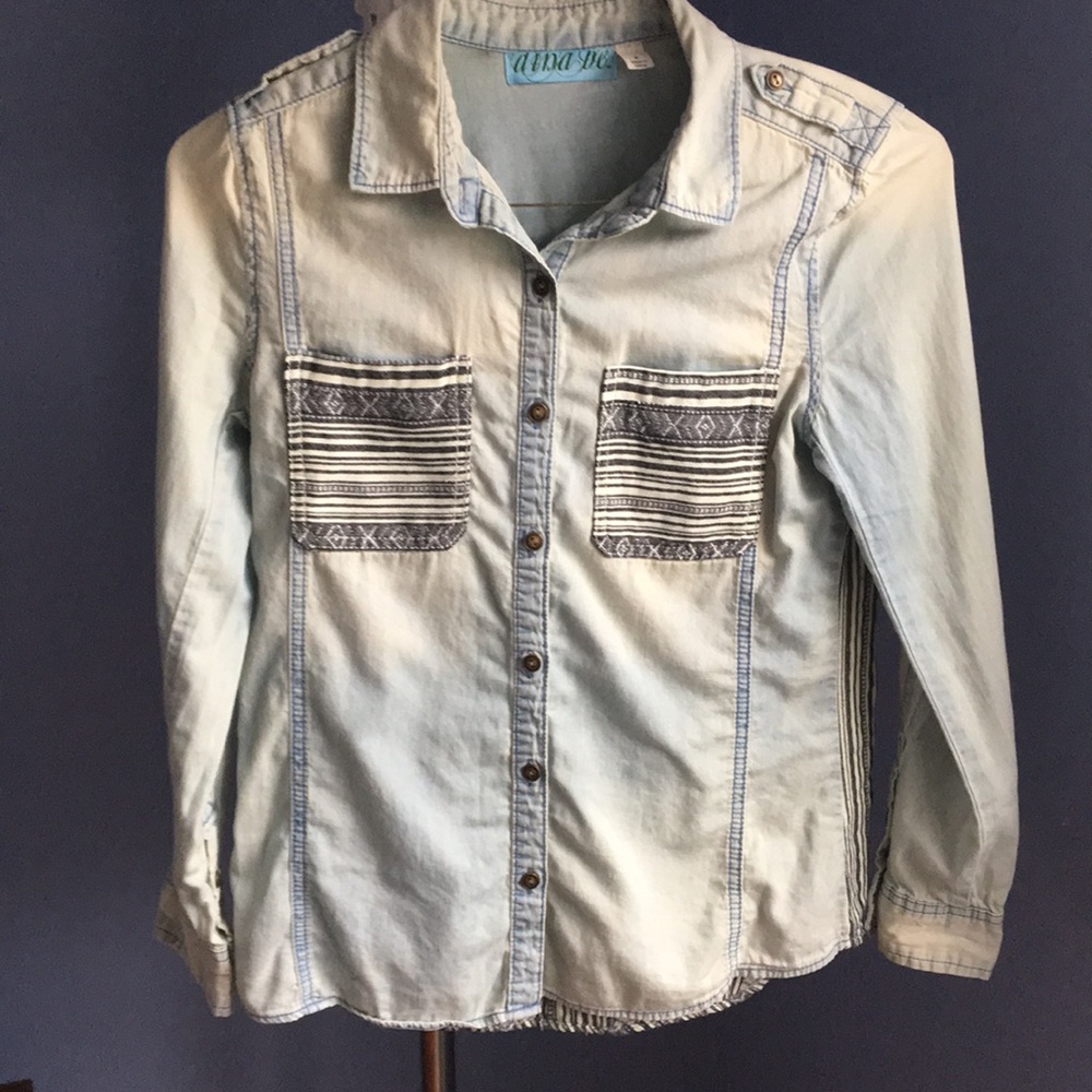 Francesca’s Chambray Shirt